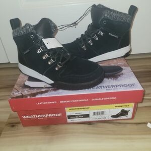 NWT Weatherproof Black Boots